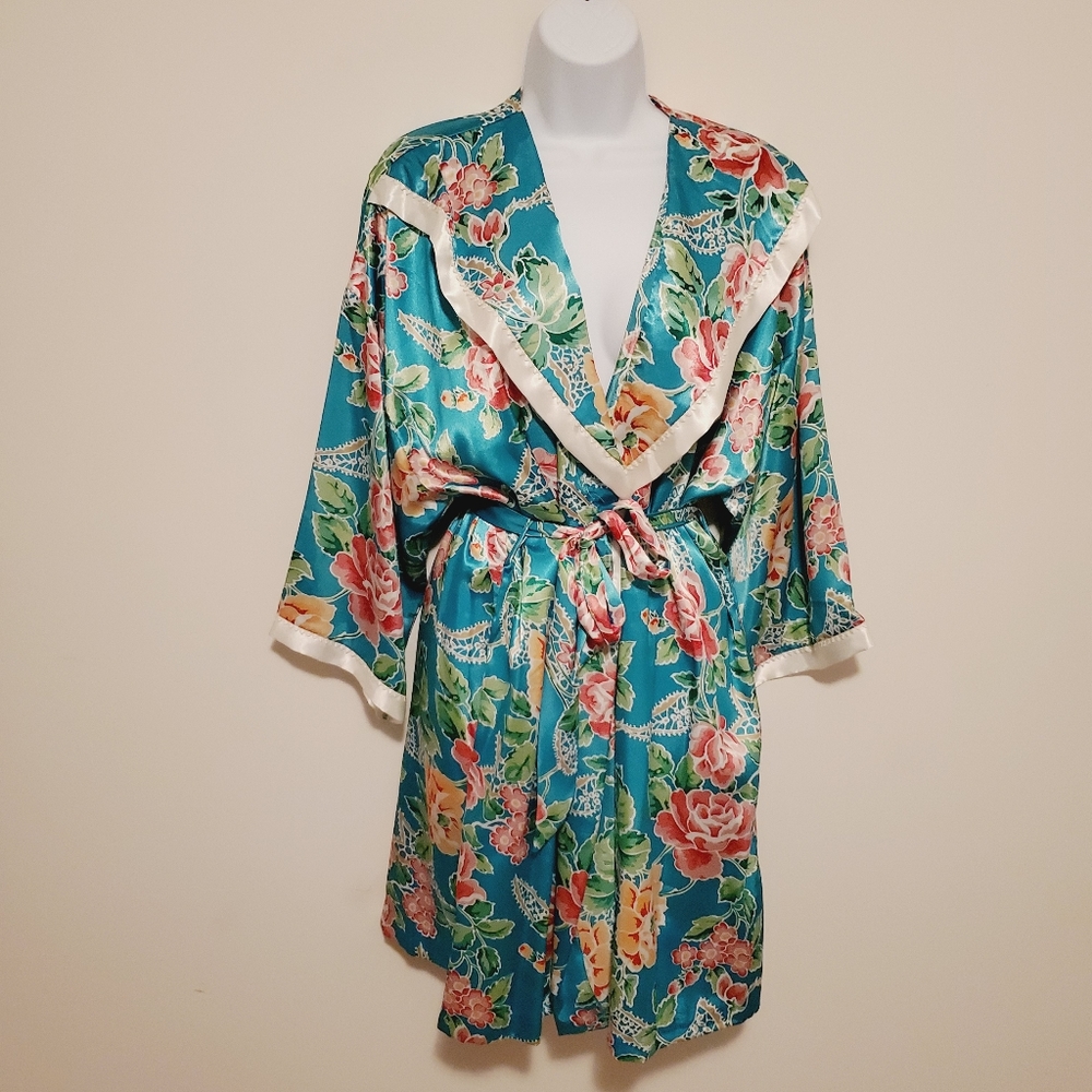 Vintage blue floral collared silky robe sz Medium